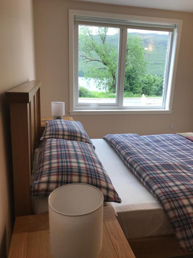 Borrodale, One Bedroom Apartment With Balcony And Loch View. Fort William Ngoại thất bức ảnh